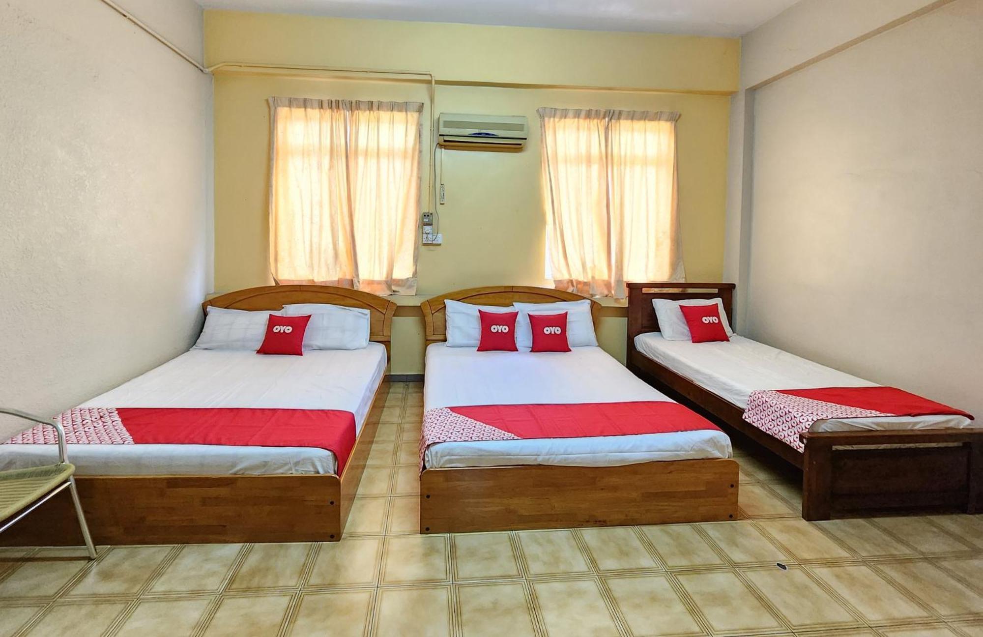 Hotel Ban Cheong Kangar Exterior photo